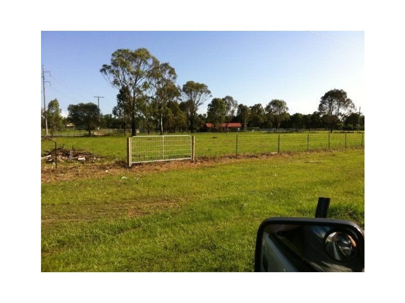 2 Kenny Road, Chambers Flat QLD 4133