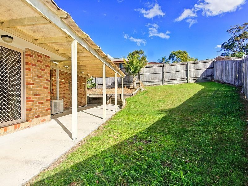 9 Hanby Ct, Edens Landing QLD 4207