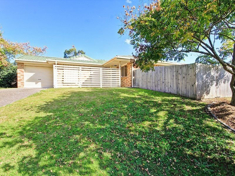 9 Hanby Ct, Edens Landing QLD 4207