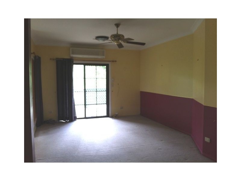 24 Beenleigh-Redland Bay Rd, Loganholme QLD 4129