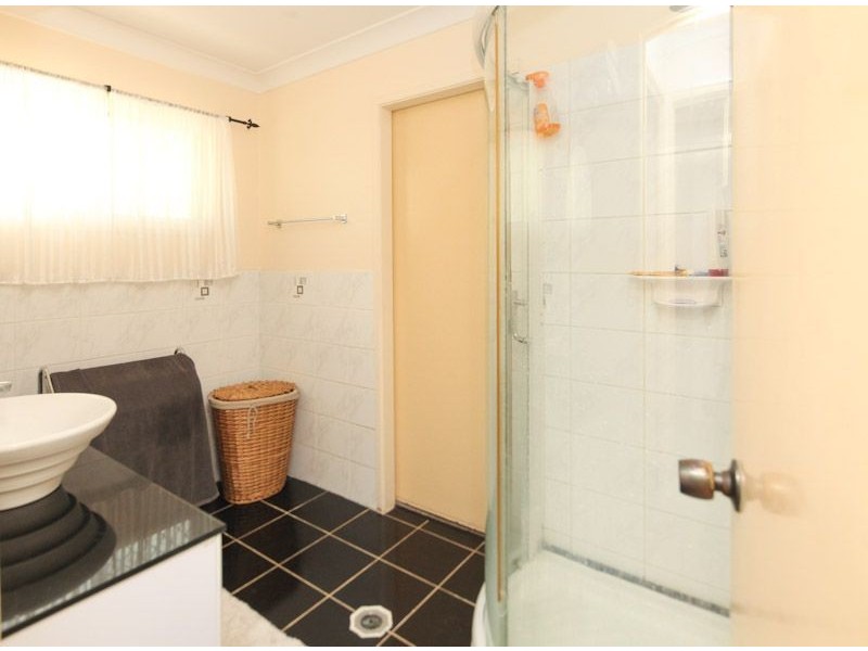 31 Avonmore Street, Edens Landing QLD 4207