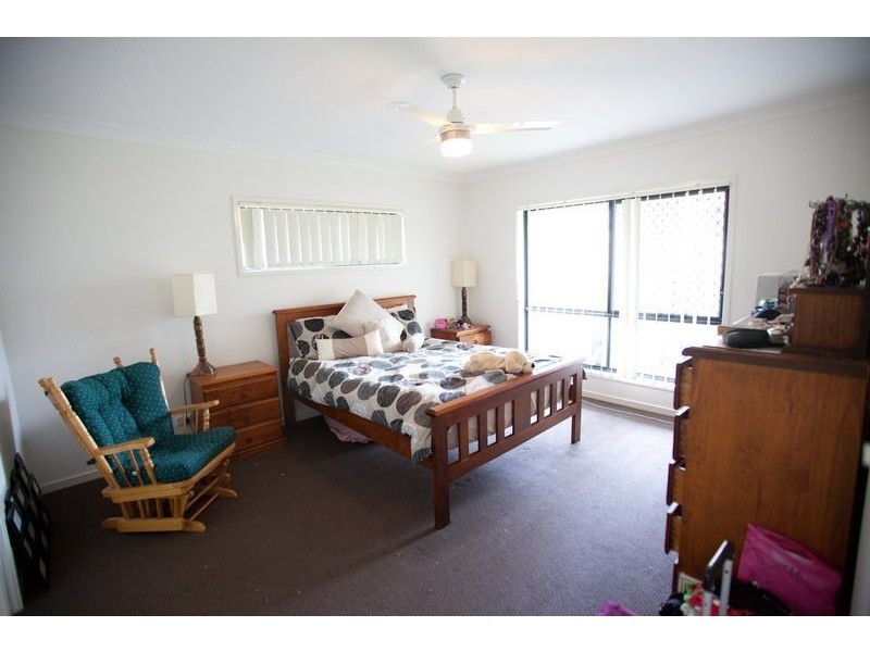 12 Benarkin Close, Waterford QLD 4133