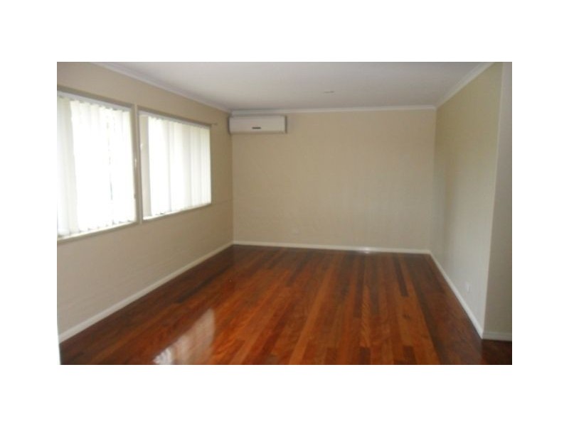 32 Sheridan Cres, Shailer Park QLD 4128