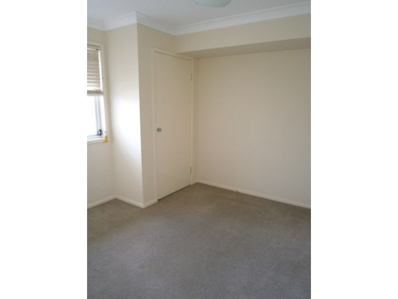 77 Overland Dr, Edens Landing QLD 4207