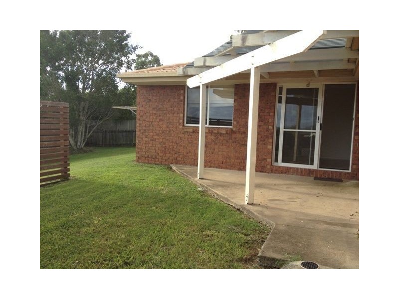 77 Overland Dr, Edens Landing QLD 4207