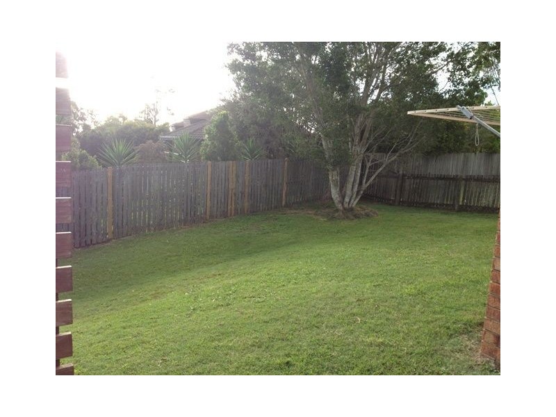 77 Overland Dr, Edens Landing QLD 4207