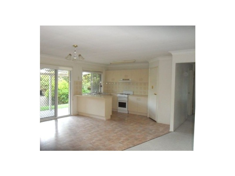 6 Kerwin Ct, Mount Warren Park QLD 4207