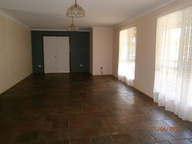 13 Vaughan Drive, Ormeau QLD 4208