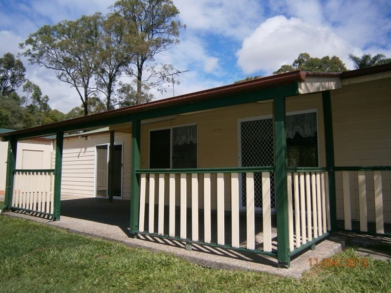 13 Vaughan Drive, Ormeau QLD 4208