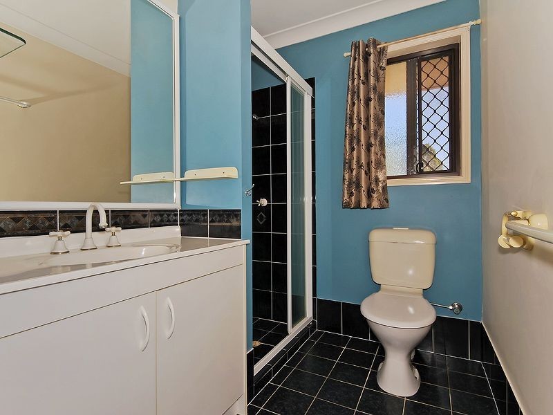 7 Lucy Drive, Edens Landing QLD 4207