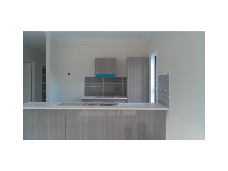 33 Conimbla Crescent, Waterford QLD 4133