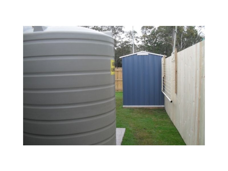 33 Conimbla Crescent, Waterford QLD 4133