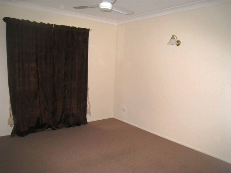 25 Tregana Cct, Edens Landing QLD 4207