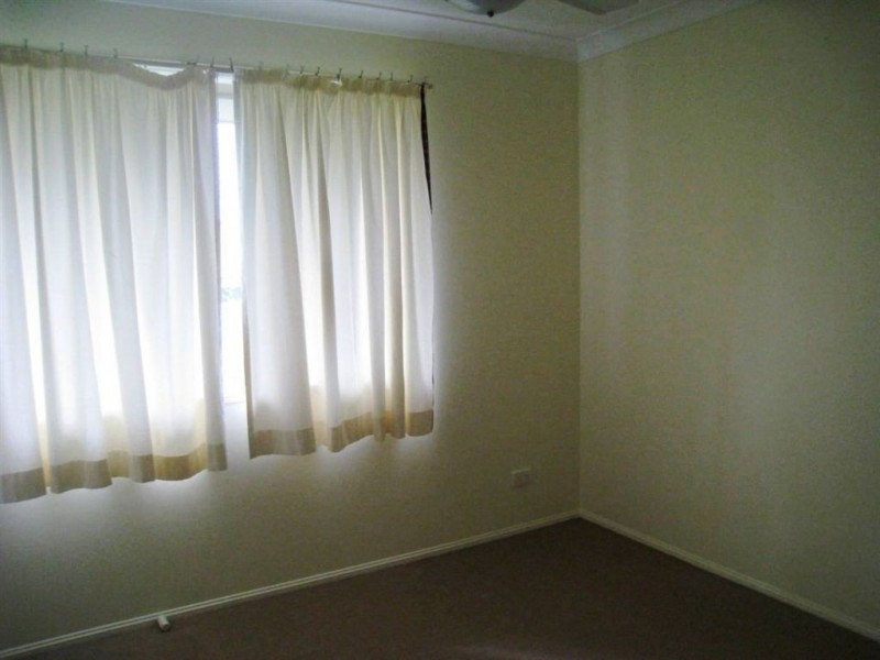 25 Tregana Cct, Edens Landing QLD 4207