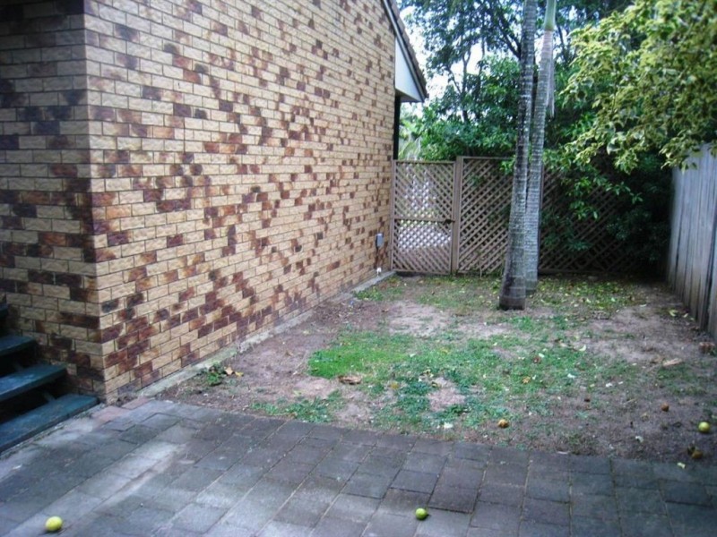25 Tregana Cct, Edens Landing QLD 4207