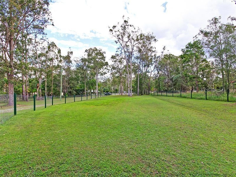 44 Lakefield Court, Chambers Flat QLD 4133