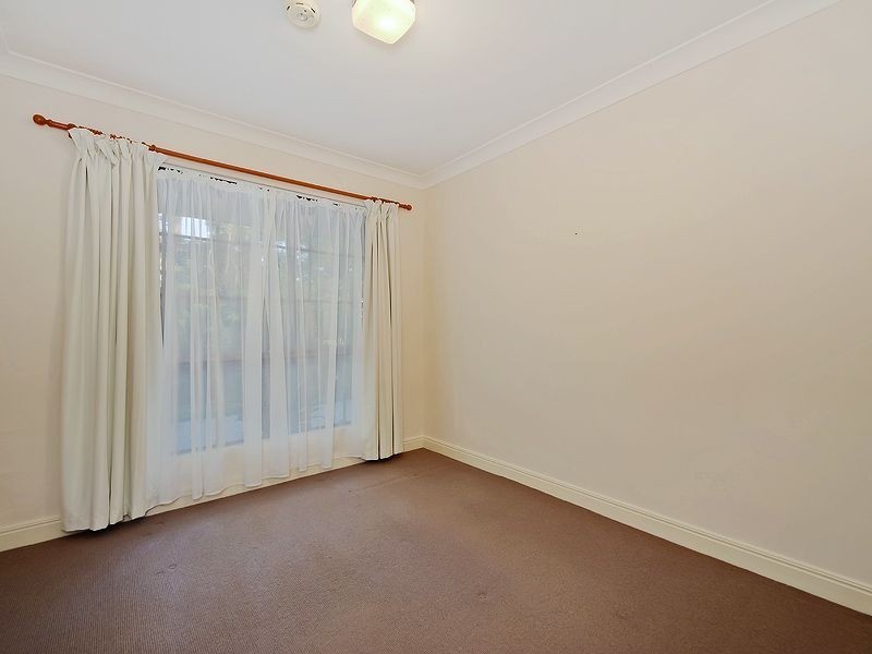 48 Lima Street, Edens Landing QLD 4207