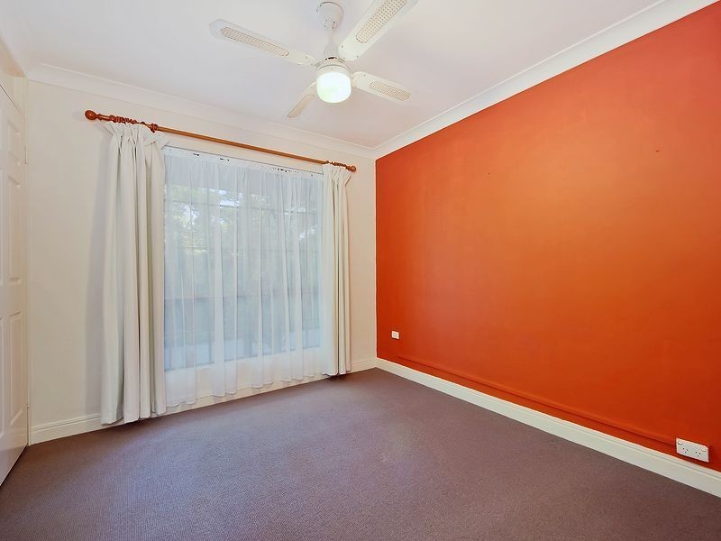 48 Lima Street, Edens Landing QLD 4207