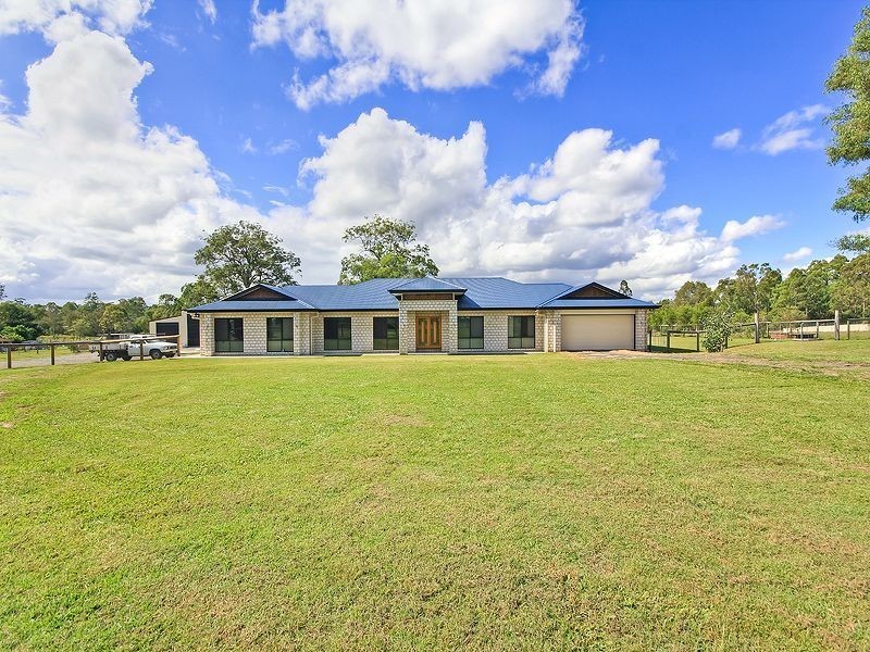 108 Sunbury Rd, Buccan QLD 4207