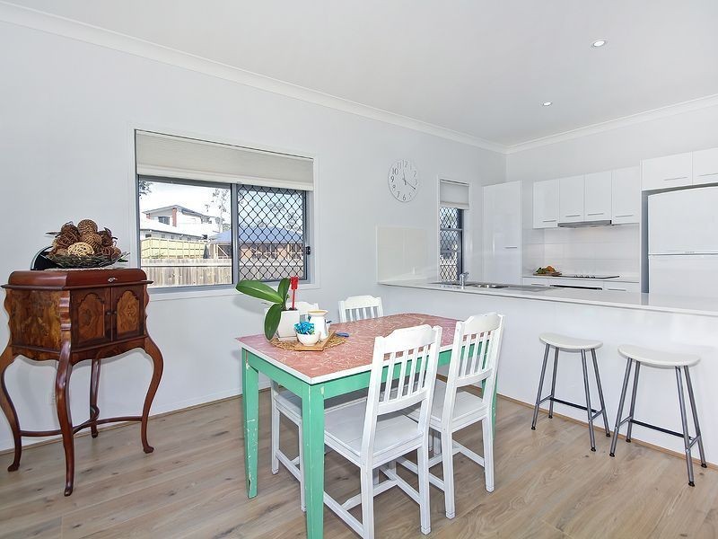 28 Grand Tce, Waterford QLD 4133