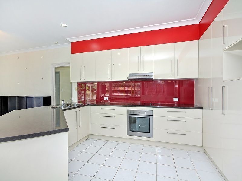 6 Hoylake Court, Cornubia QLD 4130