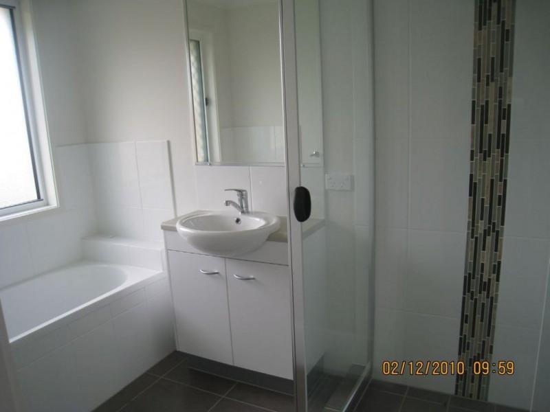 1 Ridgemount Street, Bahrs Scrub QLD 4207