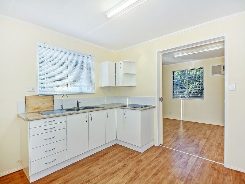 4 Soper Way, Luscombe QLD 4207