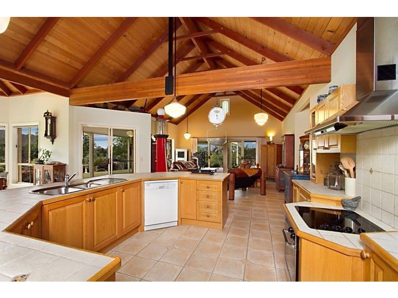 76 Stubbin Street, Belivah QLD 4207