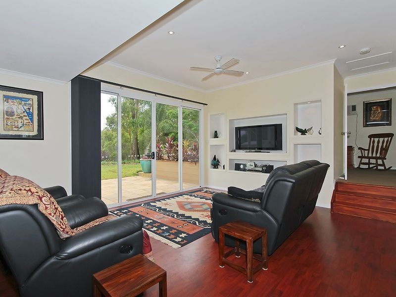 55 Sheree Court, Buccan QLD 4207