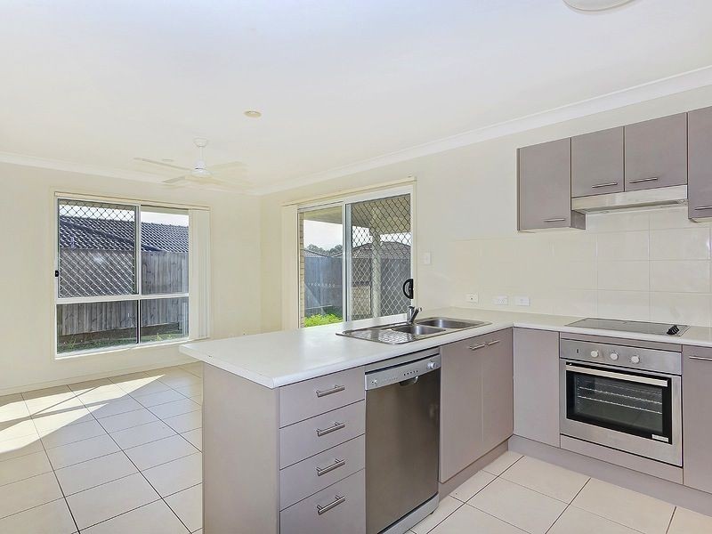 6 Kite Cr, Eagleby QLD 4207