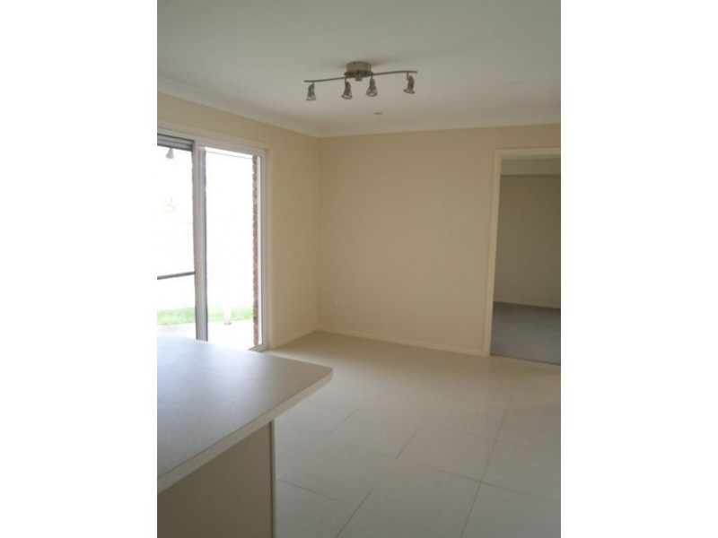 77 Overland Dr, Edens Landing QLD 4207