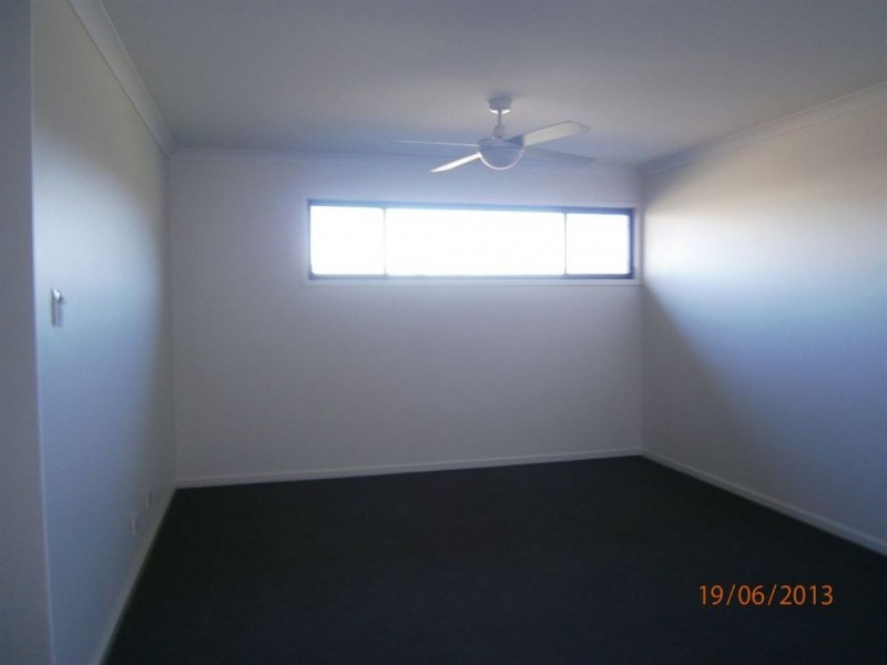 15 Buchanan street, Oxenford QLD 4210