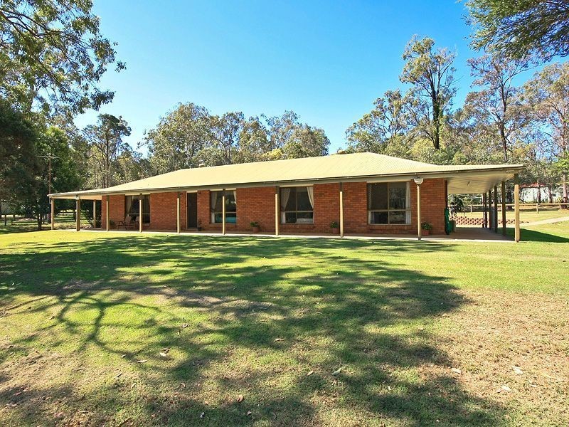 1 Sheree Court, Buccan QLD 4207