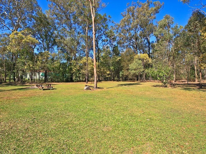 1 Sheree Court, Buccan QLD 4207