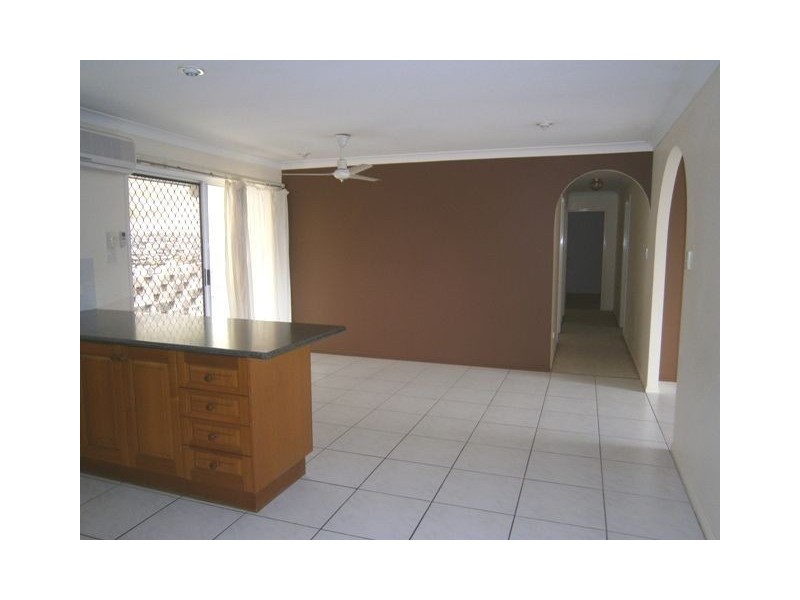27 Leighton Dr, Edens Landing QLD 4207