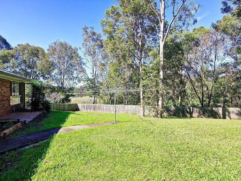 3 Maggie Court, Edens Landing QLD 4207