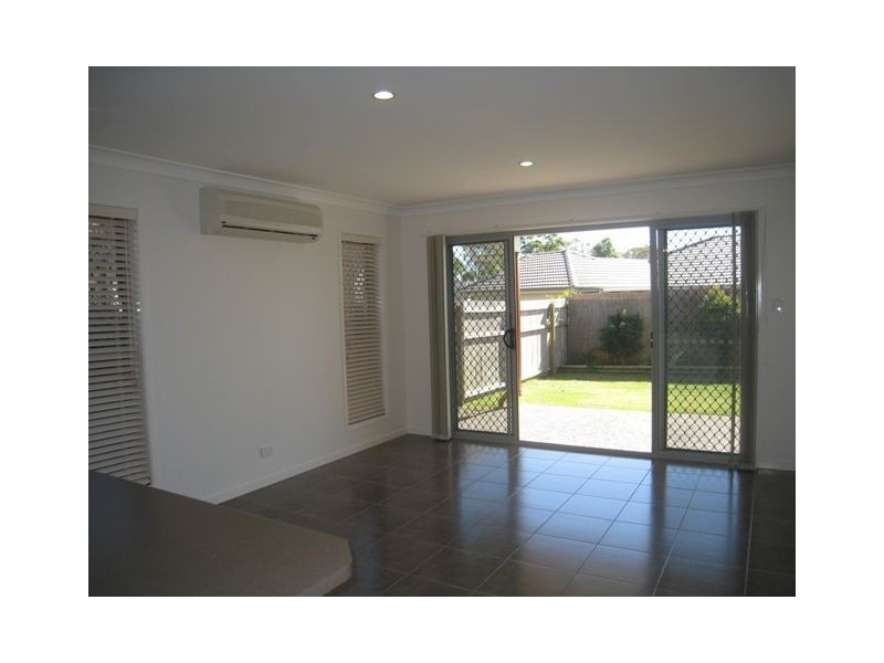 10 Coalstoun Crossing, Waterford QLD 4133