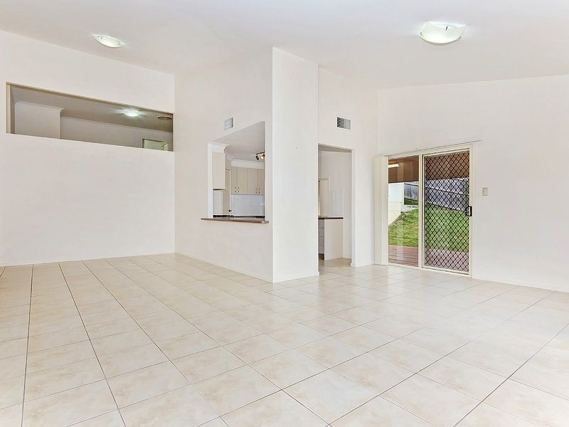 58 Mossman Pde, Waterford QLD 4133