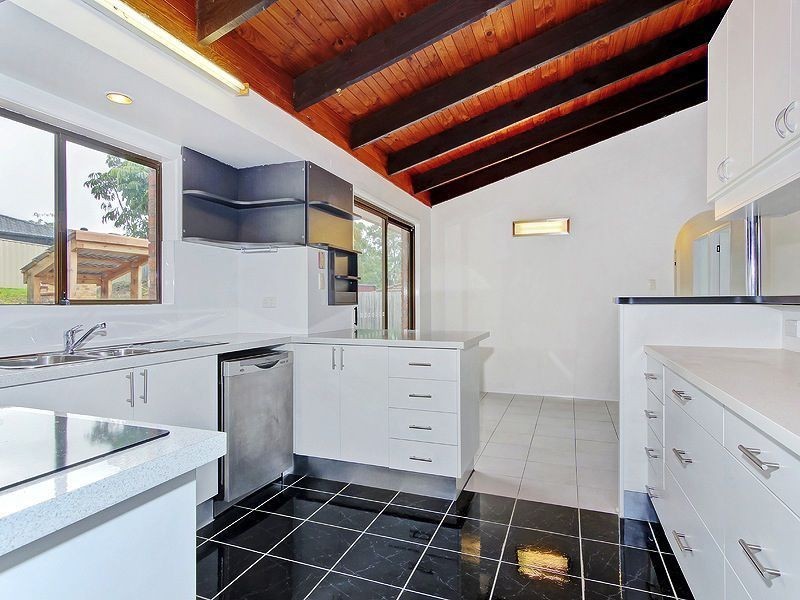 26 Shields Street, Mount Warren Park QLD 4207