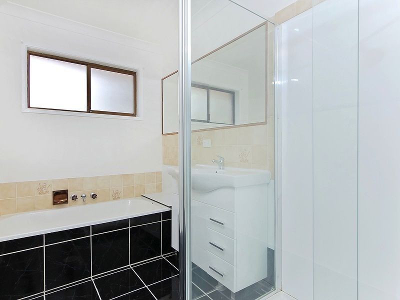 26 Shields Street, Mount Warren Park QLD 4207