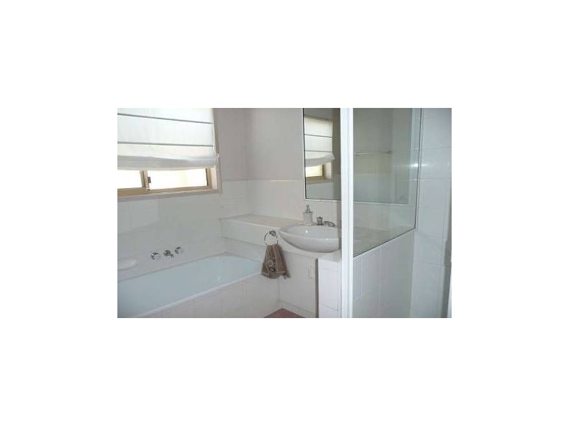 4 Miles Court, Eagleby QLD 4207