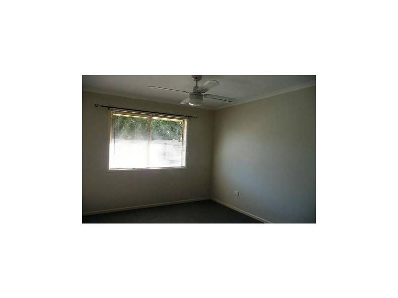 4 Miles Court, Eagleby QLD 4207