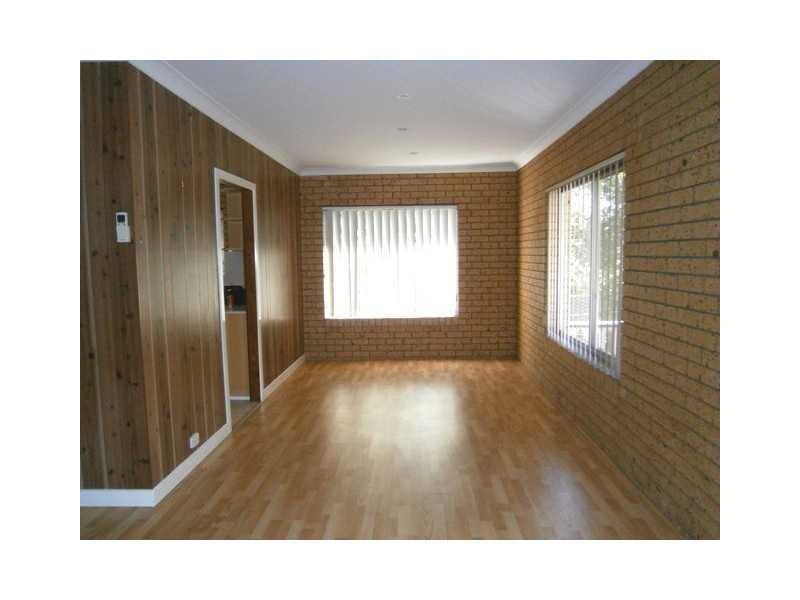 4 Sheridan Cres, Shailer Park QLD 4128