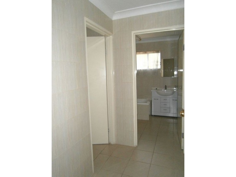 4 Sheridan Cres, Shailer Park QLD 4128