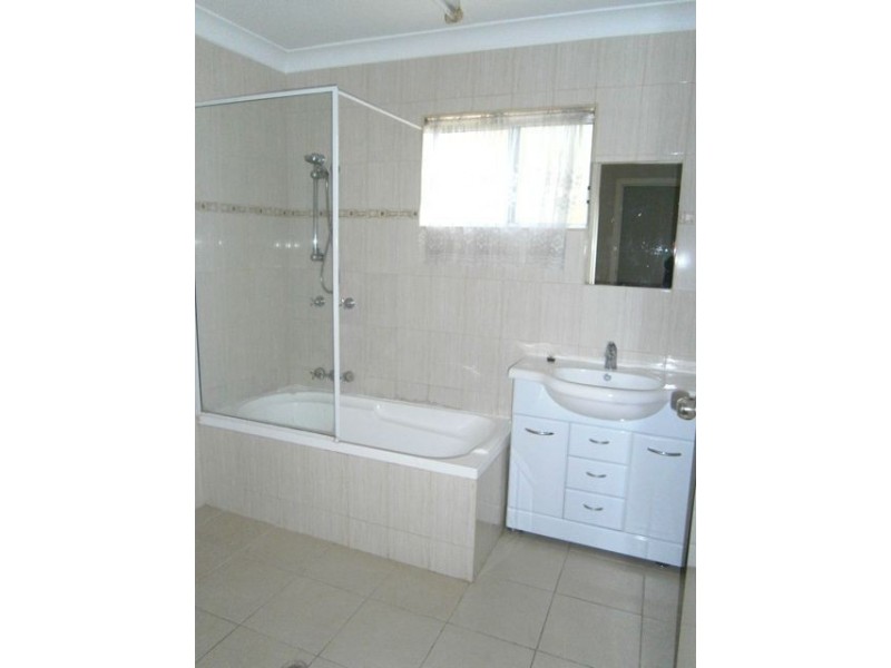 4 Sheridan Cres, Shailer Park QLD 4128