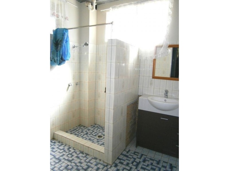 4 Sheridan Cres, Shailer Park QLD 4128