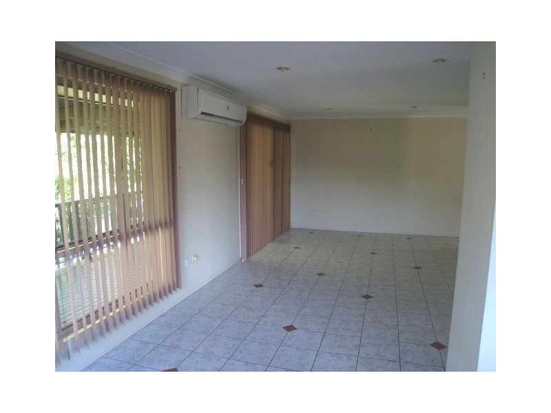 12 Chapman Dr, Beenleigh QLD 4207