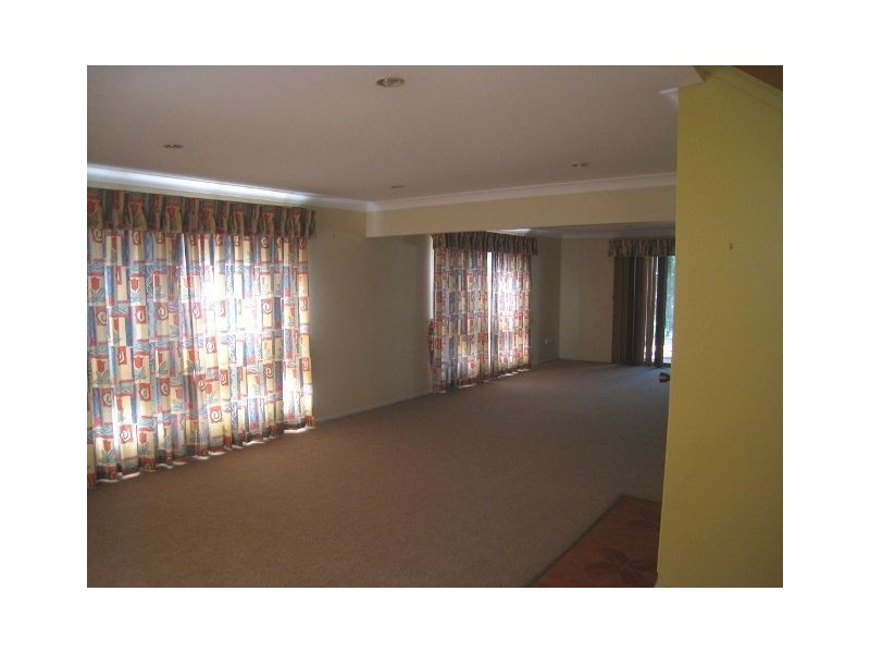 12 Chapman Dr, Beenleigh QLD 4207