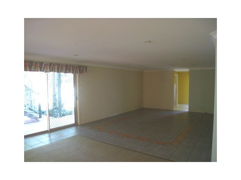 12 Chapman Dr, Beenleigh QLD 4207