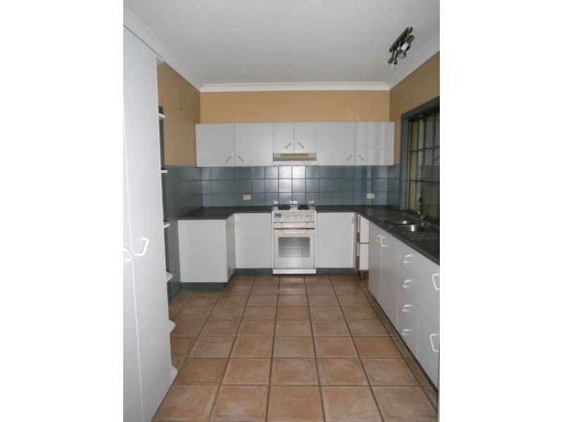 24 Beenleigh Redland Bay Rd, Loganholme QLD 4129